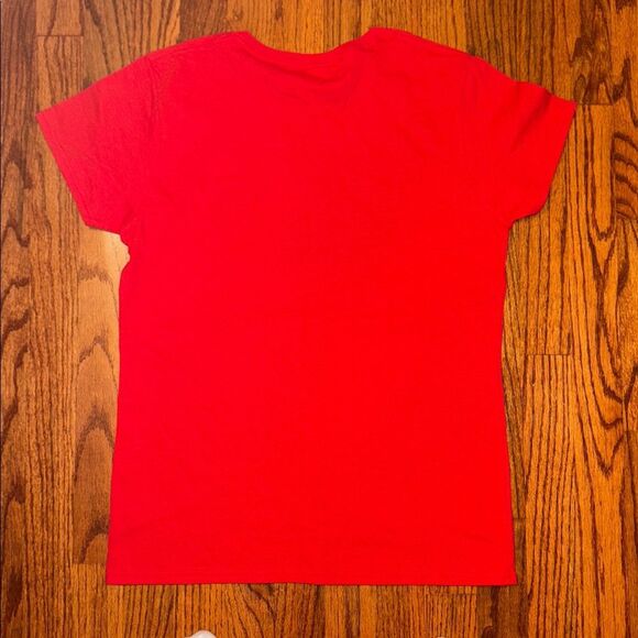 DISNEY NEW Red Minnie Mouse MOM Graphic T-Shirt Size M - Picture 2 of 3